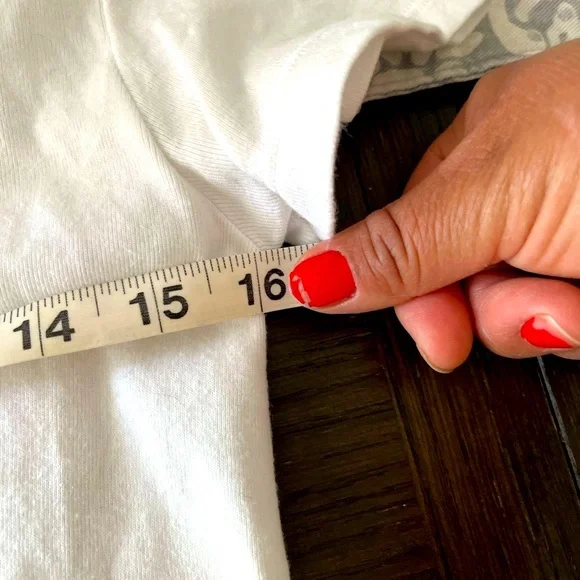 Brandy Melville Saint Tropez Graphic White Tee size L - Picture 5 of 7